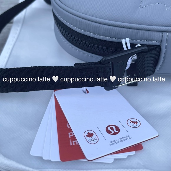 🍁 NWT🇨🇦RARE Lululemon Team Canada 22 Future Legacy Crossbody Bag - Rhino Grey - Picture 9 of 10